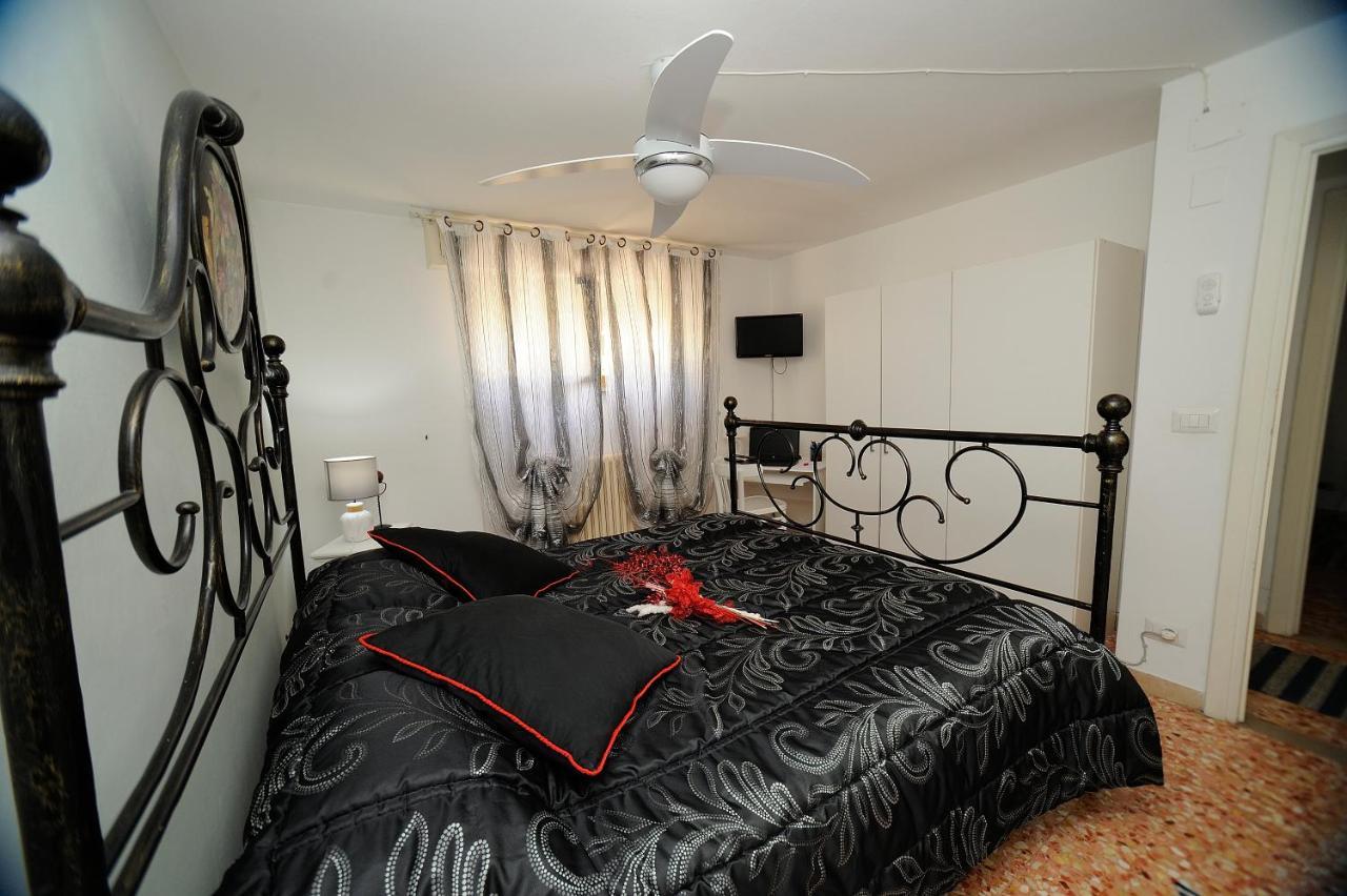 Casa Di Manu Apartman Montecatini Terme Kültér fotó